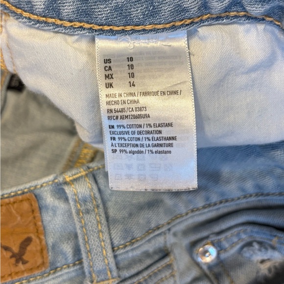 American Eagle distressed Jean shorts lace trim size 10 - Picture 4 of 5